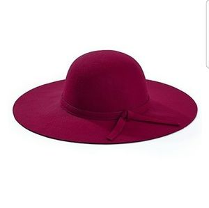 Venus KNOT DETAIL FLOPPY HAT.  Burgundy